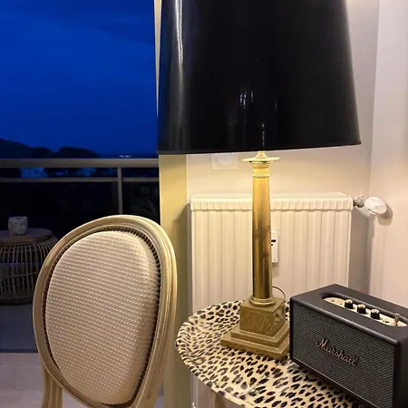 Stunning 3-room With Panoramic Views Over Cannes Lägenhet Le Cannet