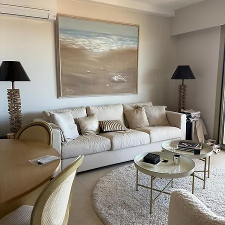 Stunning 3-room With Panoramic Views Over Cannes Lägenhet *