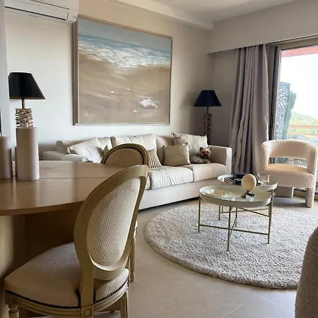 Stunning 3-room With Panoramic Views Over Cannes Le Cannet