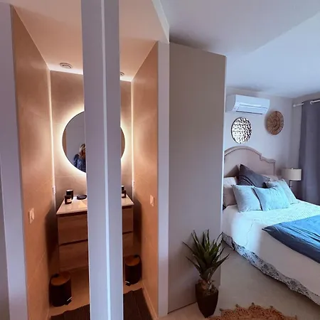 Stunning 3-room With Panoramic Views Over Cannes Lägenhet Le Cannet