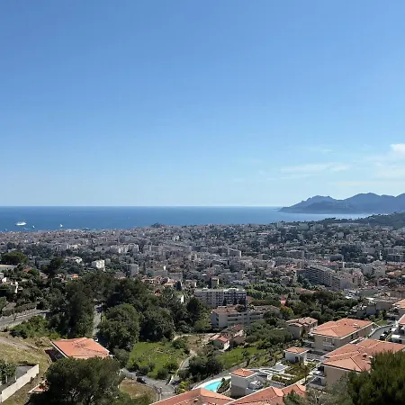 Lägenhet Stunning 3-room With Panoramic Views Over Cannes Le Cannet