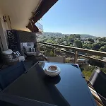 Stunning 3-room With Panoramic Views Over Cannes Appartamento *