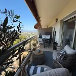 Stunning 3-room With Panoramic Views Over Cannes *