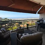 Stunning 3-room With Panoramic Views Over Cannes