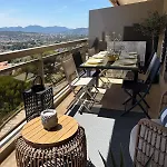 Appartamento Stunning 3-room With Panoramic Views Over Cannes *
