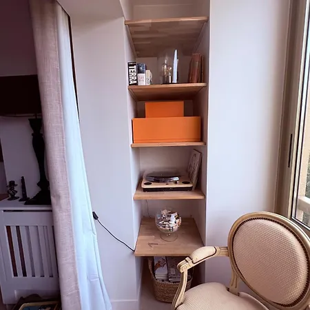 Stunning 3-room With Panoramic Views Over Cannes لو كانيت
